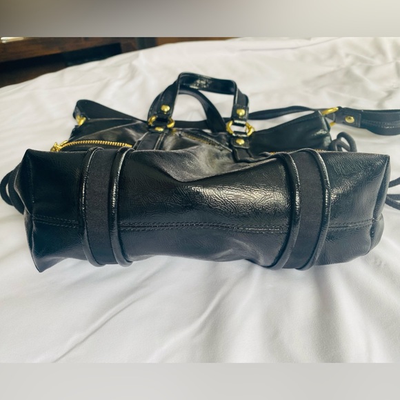 Coach Poppy Black Patent Leather Shoulder Bag. - Picture 8 of 8